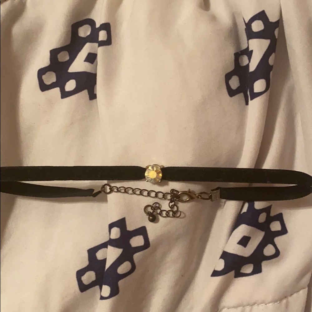 Brand new choker
